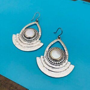 Lucky Brand Silver Tone Freshwater Pearl Statement Drop Earrings